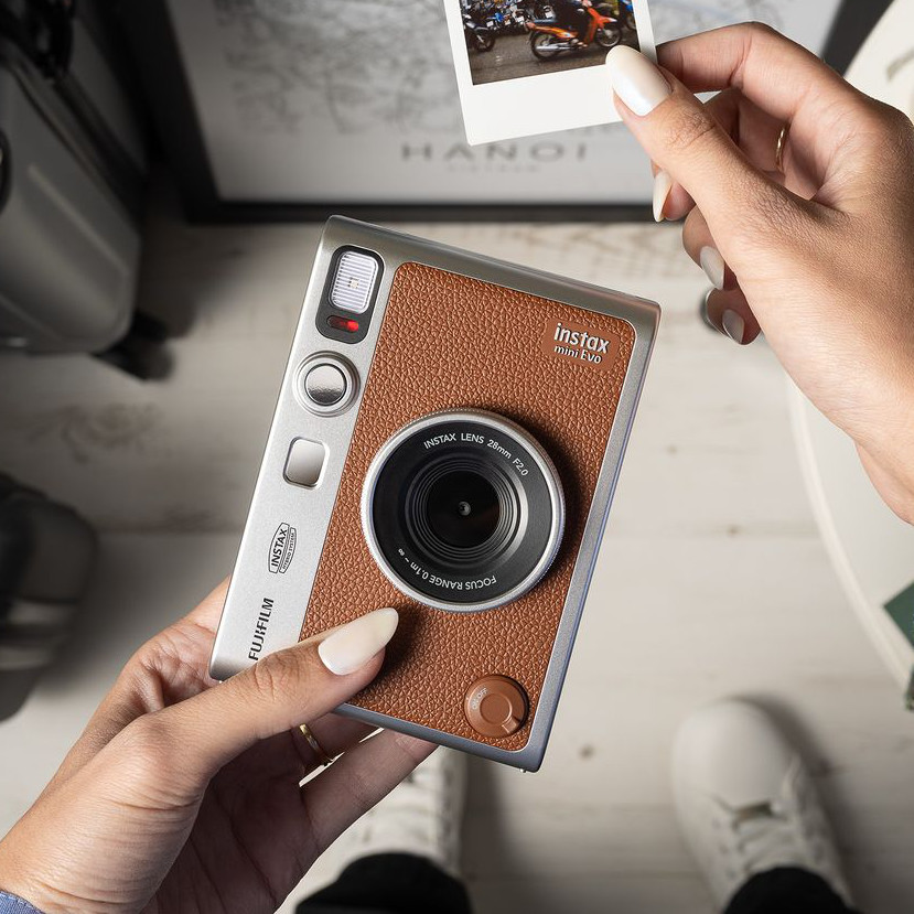 Instax Instant Camera Mini Evo Brown