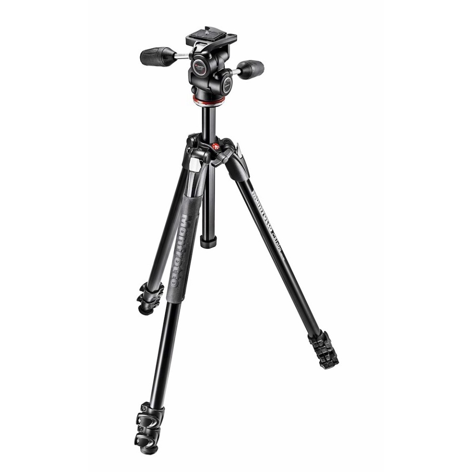 Manfrotto Xtra Aluminium 3 Section Tripod With Head