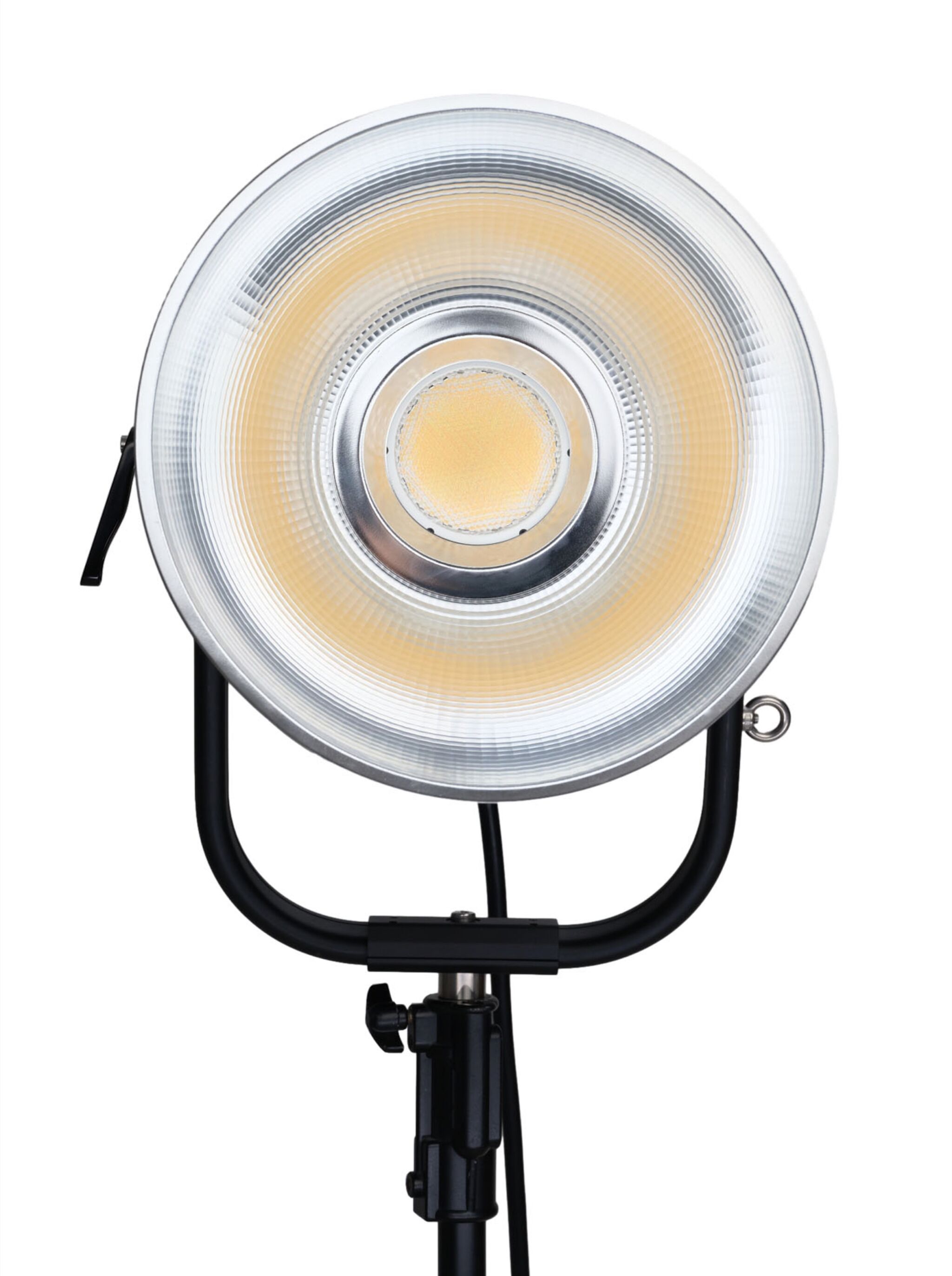 Nanlux Evoke 2400b Bi Color Spot Light With Flight Case
