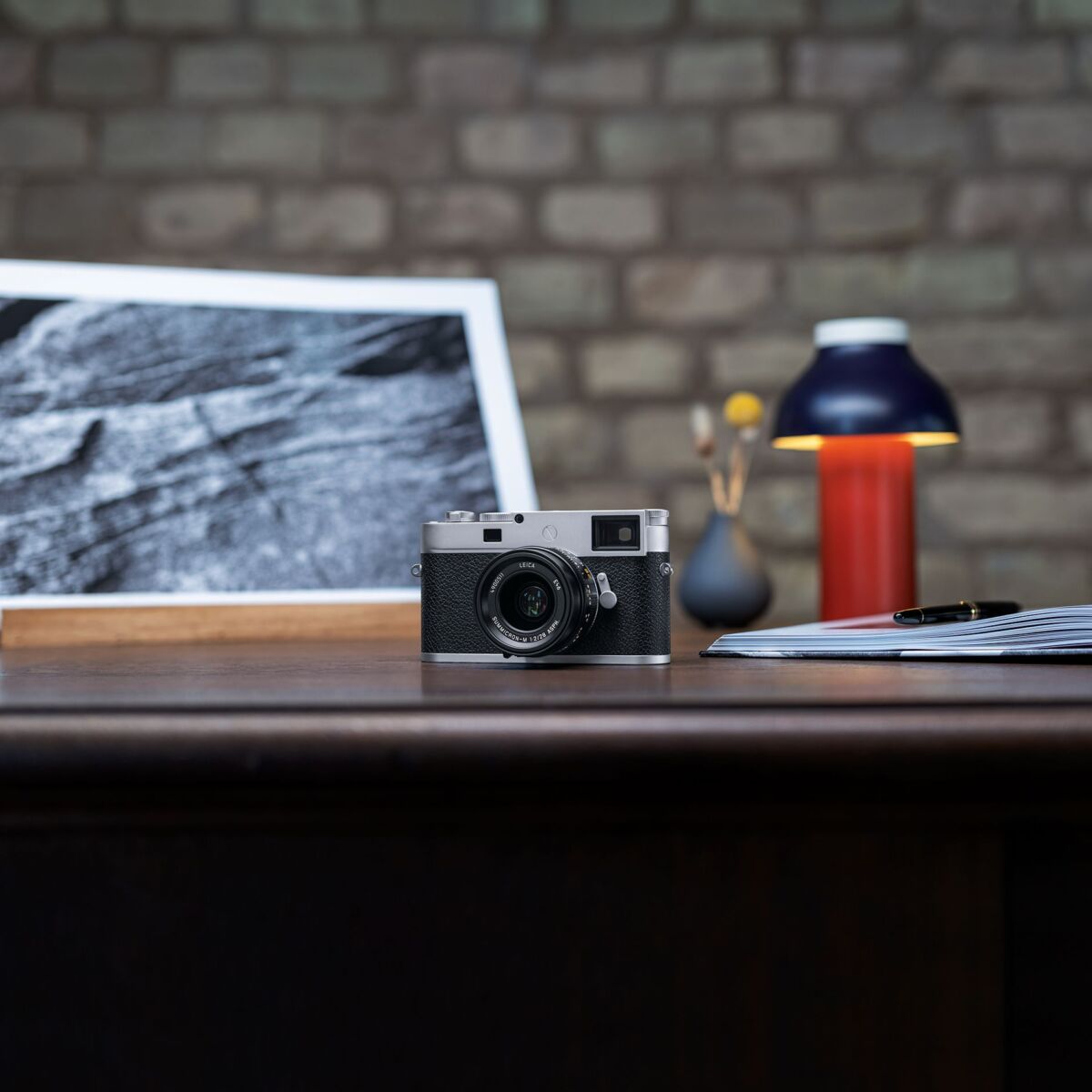 Newsletter pop-up image header