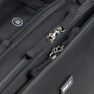 Think Tank Airport Navigator V2 0 Rolling Bag