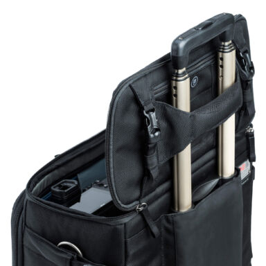 Think Tank Airport Navigator V2 0 Rolling Bag