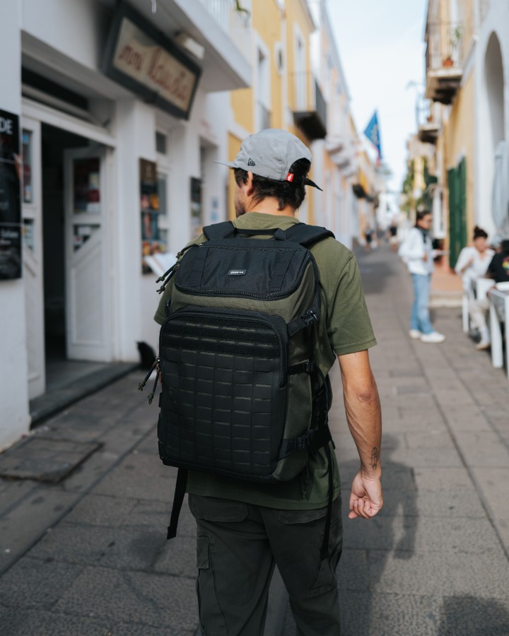 Think Tank Darklight 14l Backpack Montane Green