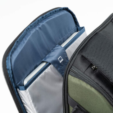 Think Tank Darklight 20l Backpack Montane Green