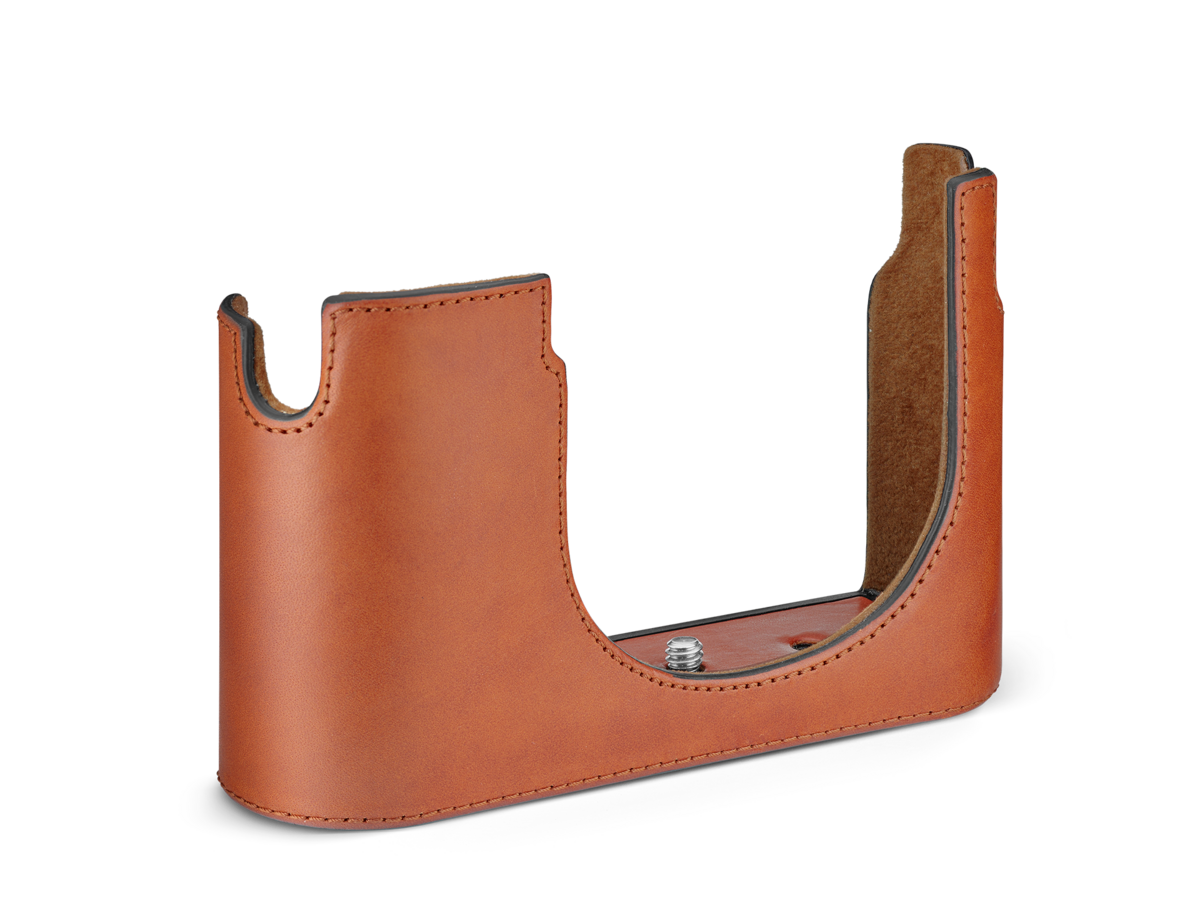 Halfcase Q3 Cognac Leather