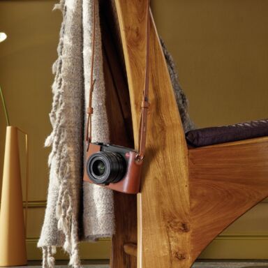 Leica Halfcase Q3 Cognac Leather