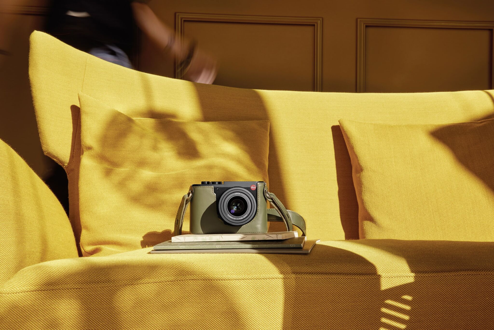 Leica Halfcase Q3 Olive Green Leather
