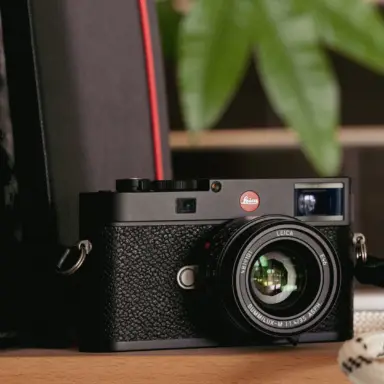 Leica Summilux M 35mm F 1 4 Asph Black Lens