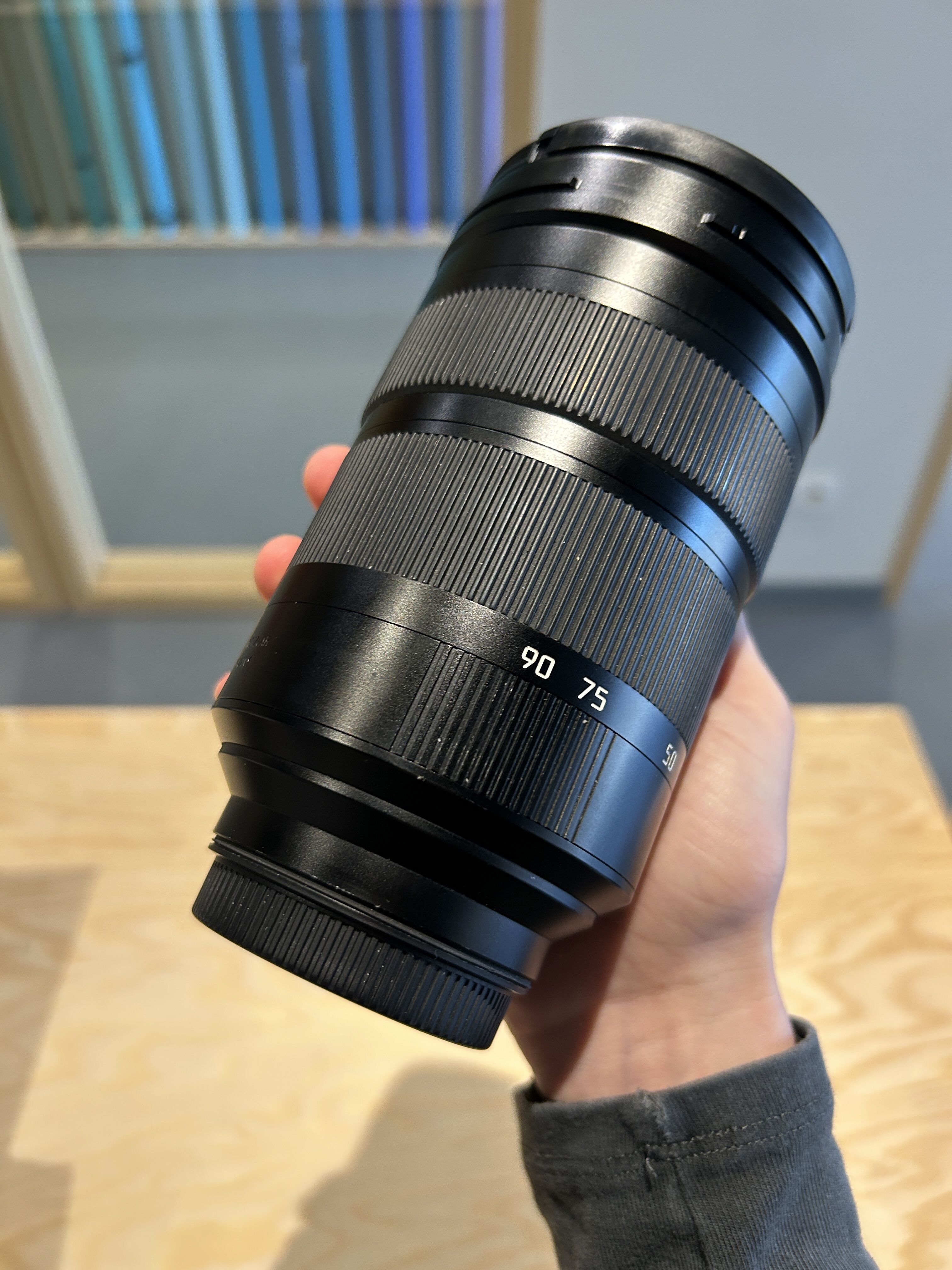 Vario Elmarit Sl 24 90mm F 2 8 4 Asph Black Lens Second Hand