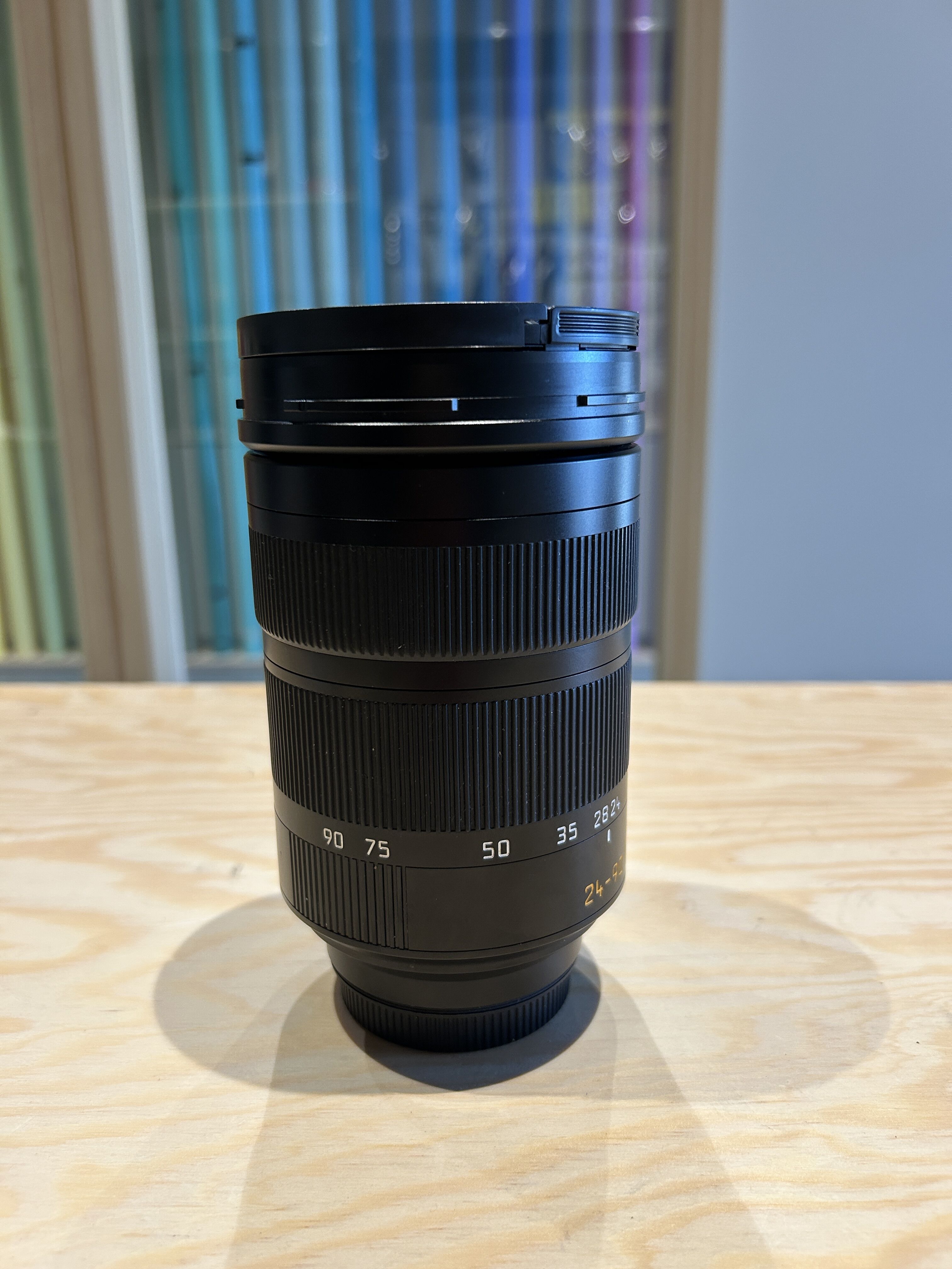 Vario Elmarit Sl 24 90mm F 2 8 4 Asph Black Lens Second Hand