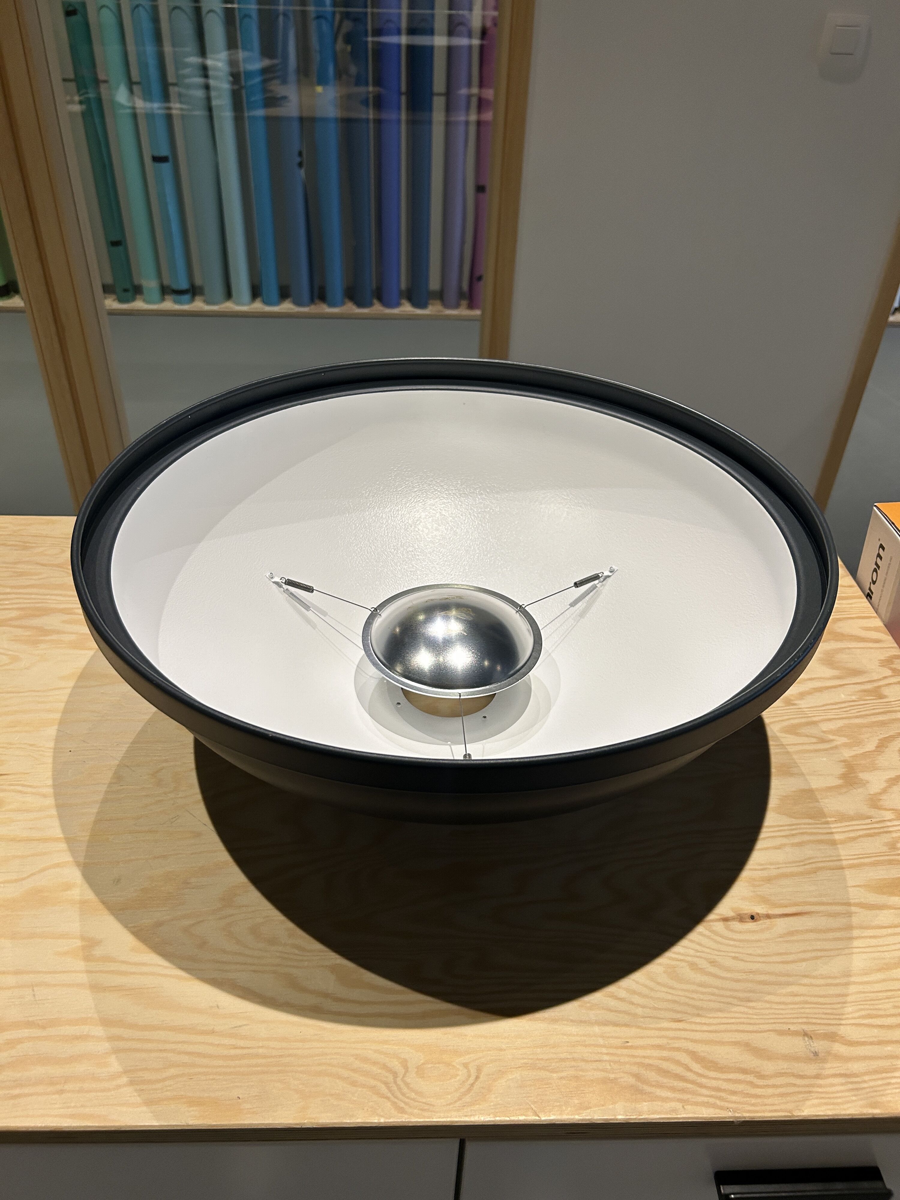 Beauty Dish Reflector With Textile Diffuser Second Hand