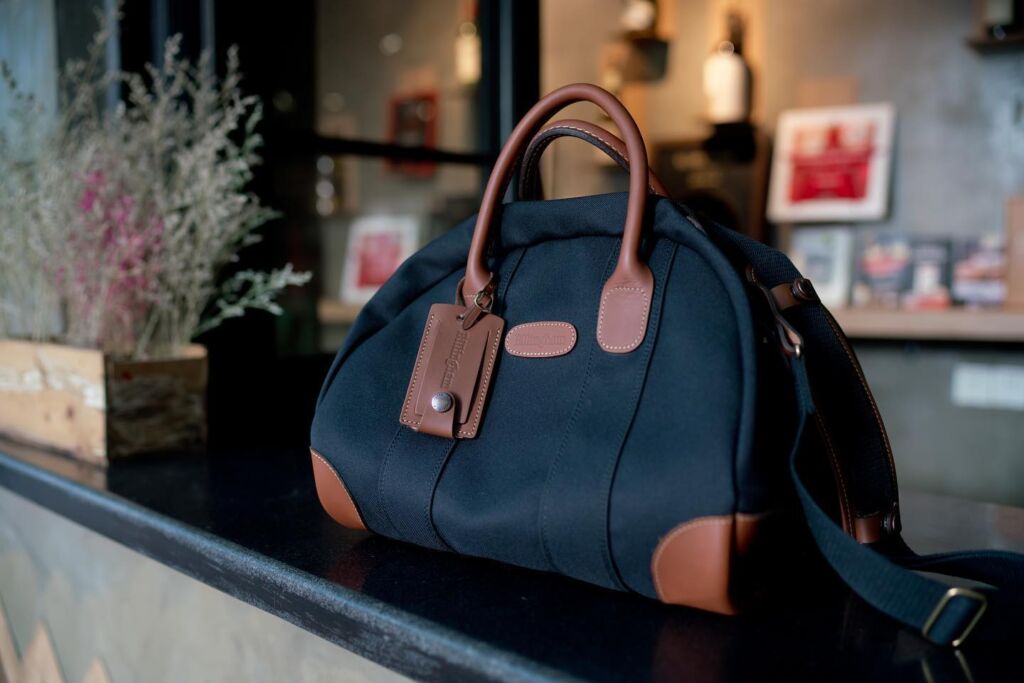 Billingham Overnighter Bag Black Fibrenyte Black Leather Billingham Overnighter Bag Black Fibrenyte Black Leather