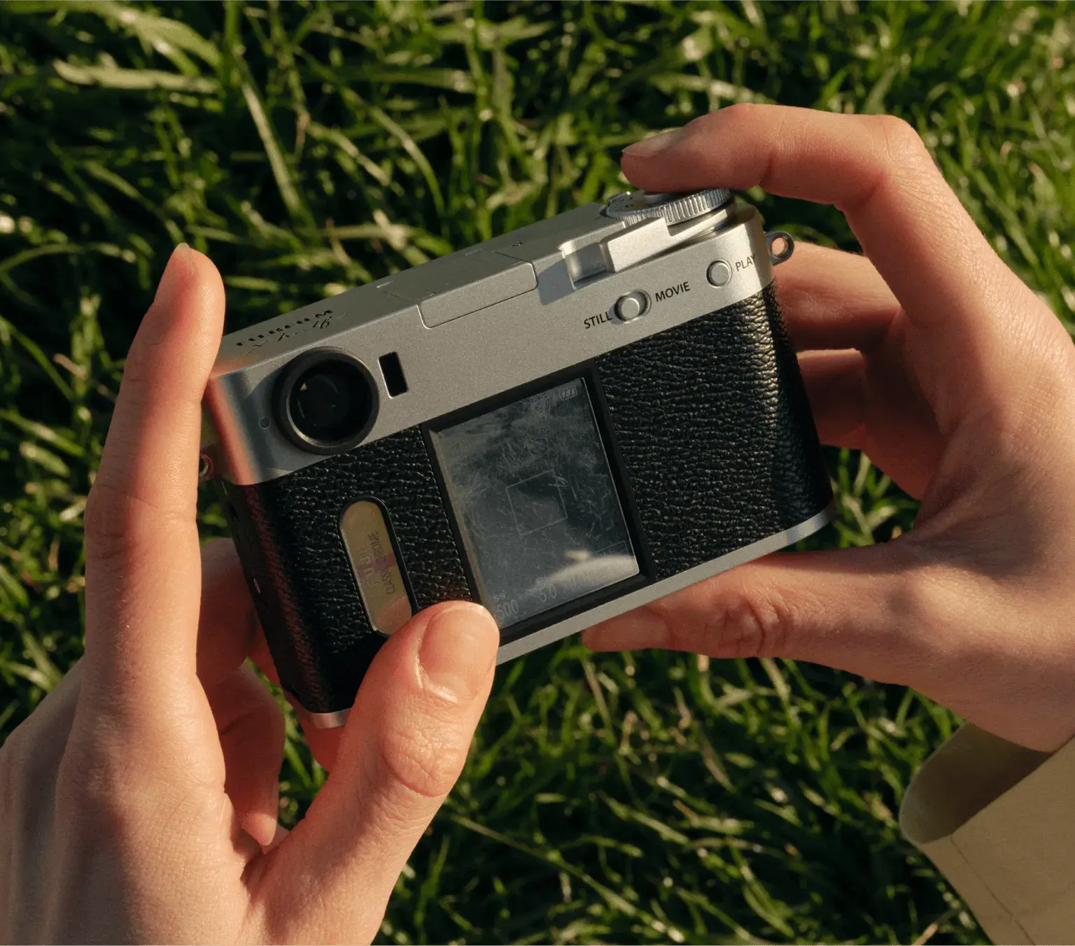 Fujifilm X X Half Body Black