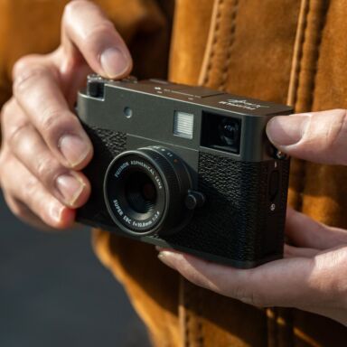 Fujifilm X X Half Body Black