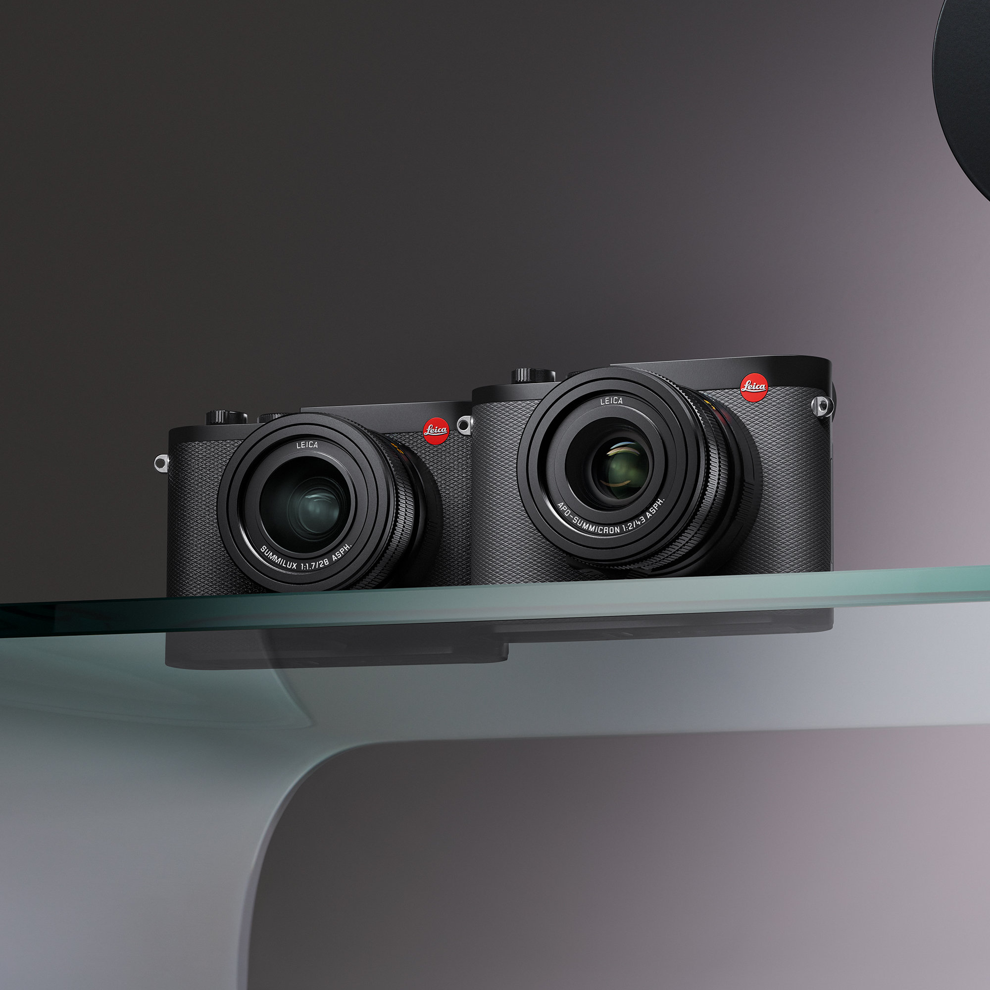 Review Leica Q3 43 Quelles Sont Les Differences Avec Le Leica Q3