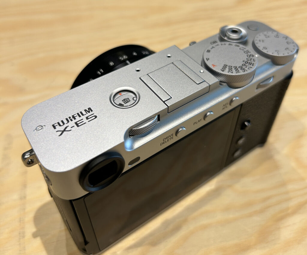 Fujifilm X E5 Vs X100vi Fujifilm X E5 Vs X100vi