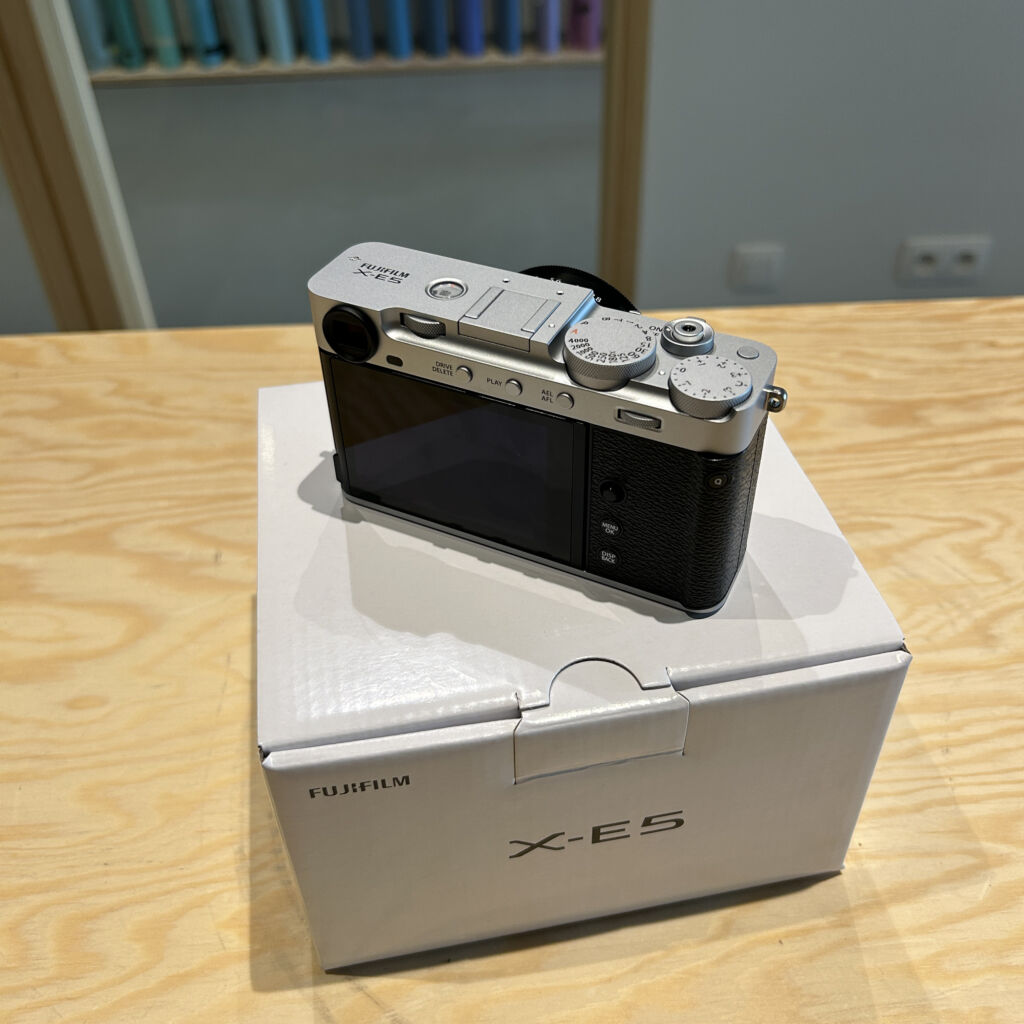 カメラ FUJIFILM E550 F710 2台 カメラ FUJIFILM E550 F710 2台 カメラ FUJIFILM E550 F710 2台